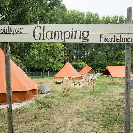 Отель Fiertelmeers Boutique Glamping Ронсе Экстерьер фото
